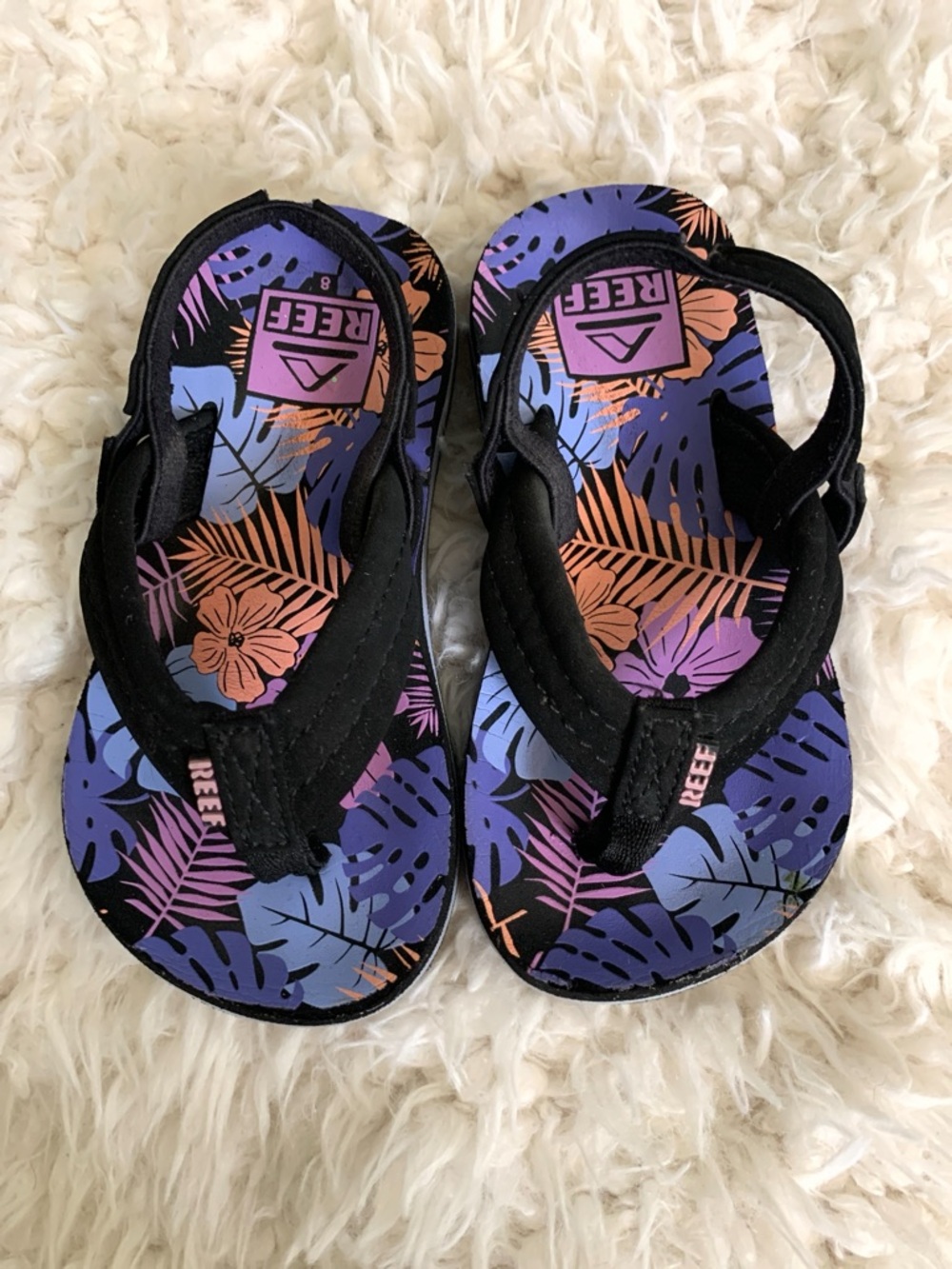 Reef Kids Unisex Girls Boys Tropical Leaf Sandals in Black & Purple 8T